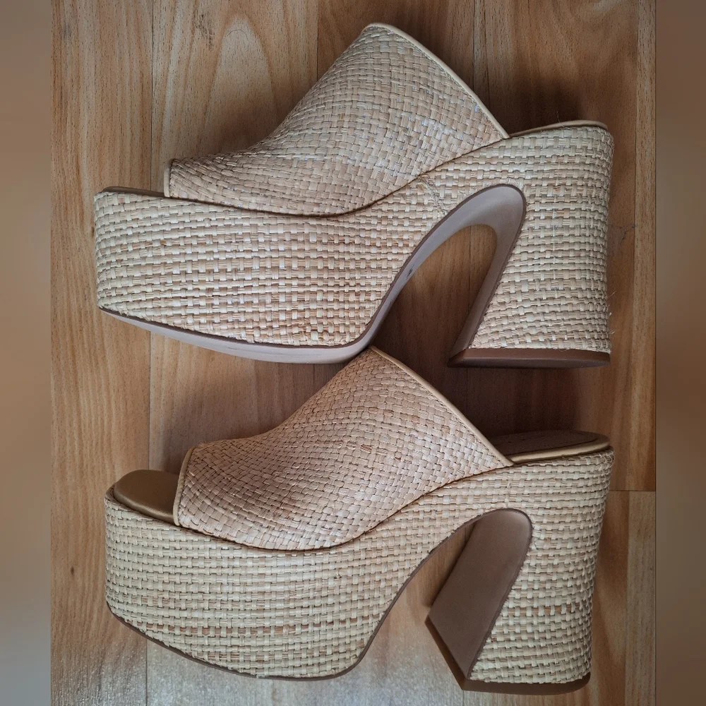 Coach Bobi Straw‎ Platform Sandals
